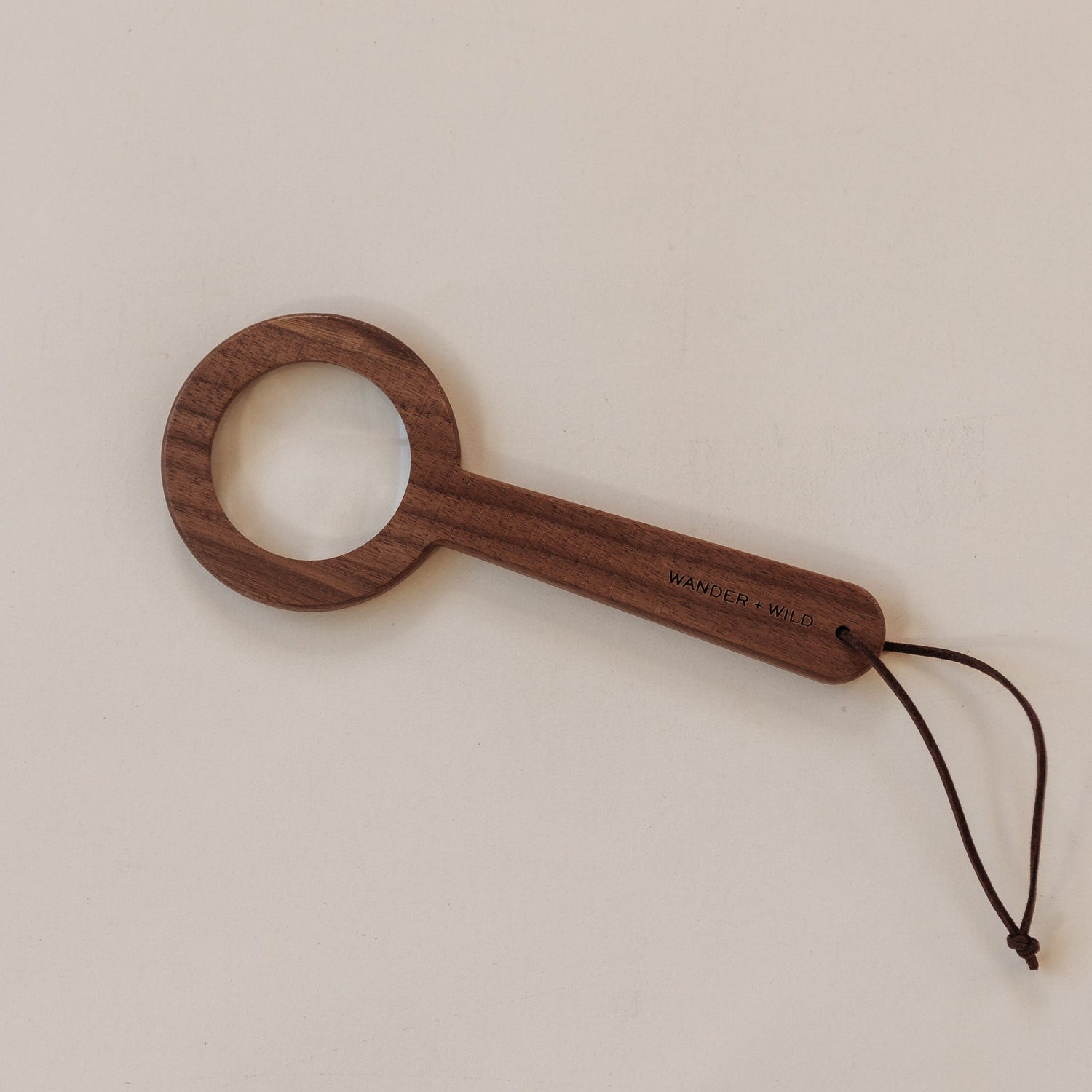 Magnifying Glass - Walnut