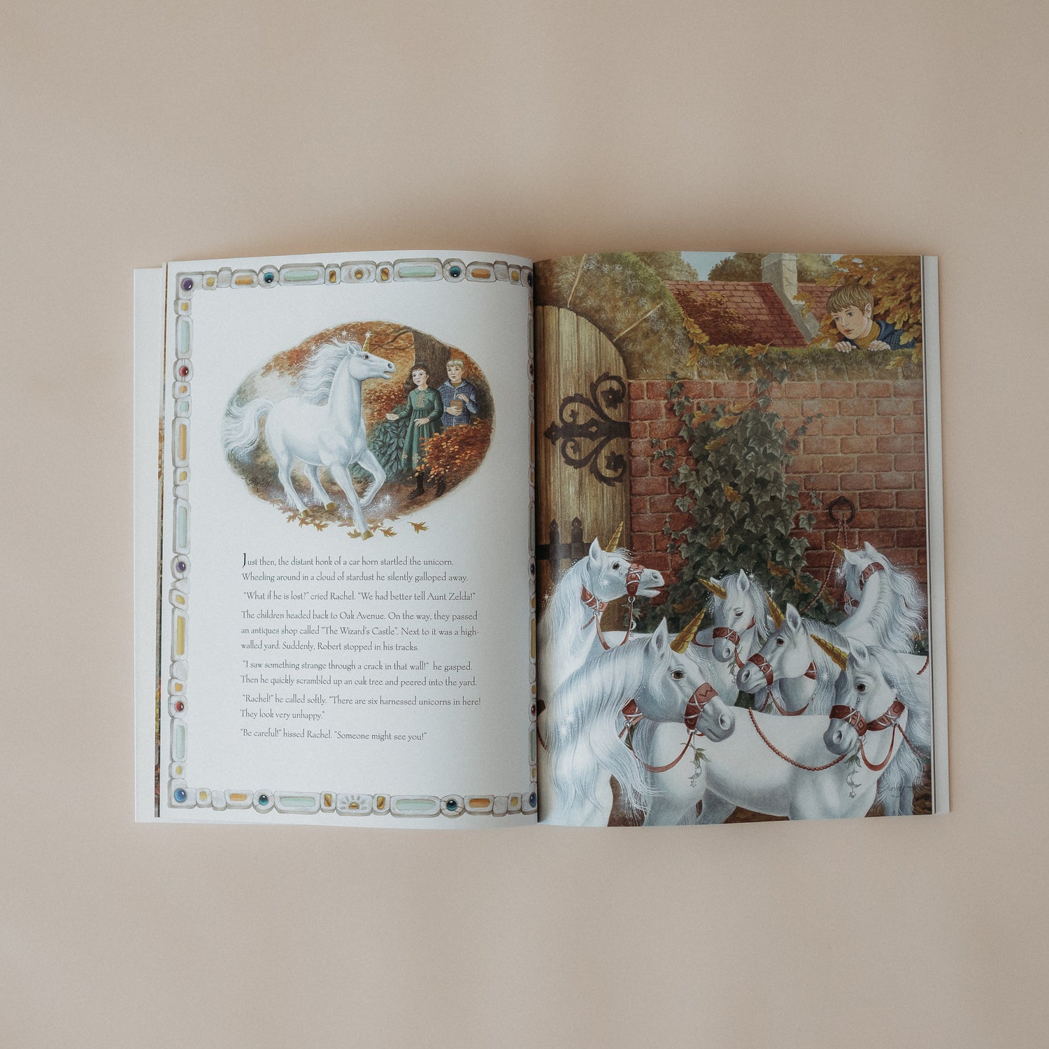 Magical Unicorns - Lenticular Edition Paperback